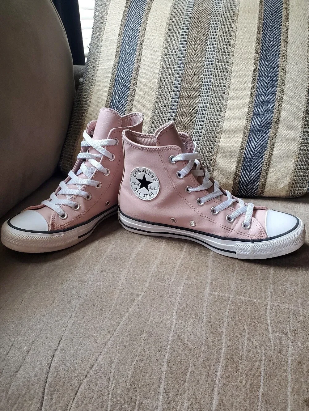 Converse Chuck AllStar HighTops Donut Frosting Pink Leather Rare Sample Release